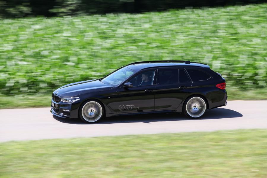  BMW 540i xDrive Touring by dAHLer 2017 года  (фото 12 из 19)